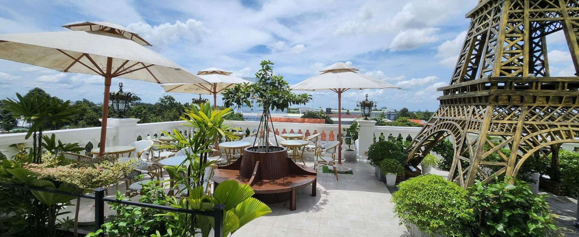 Vĩnh Long Paris Hotel & Cafe מראה חיצוני תמונה