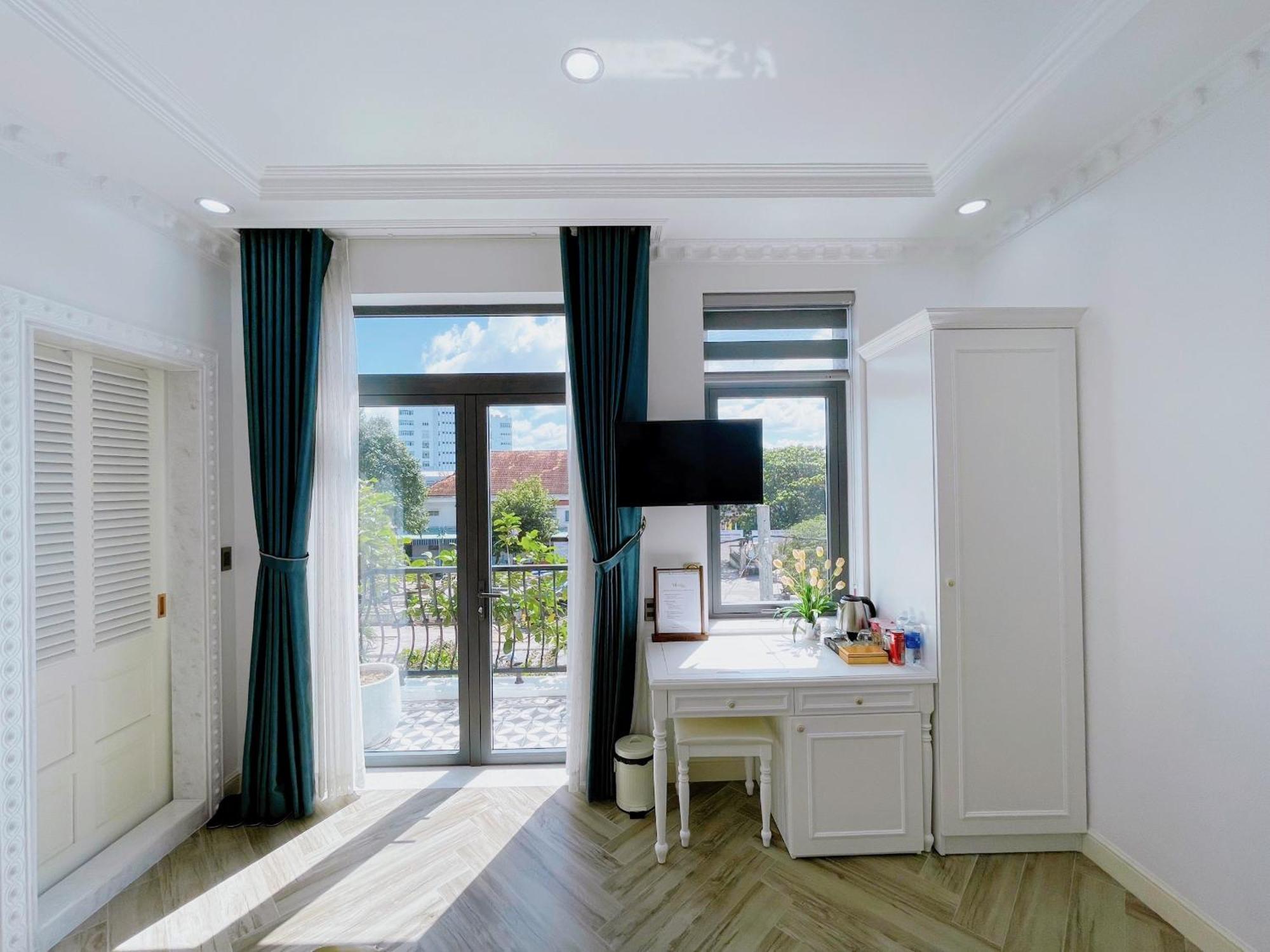 Vĩnh Long Paris Hotel & Cafe מראה חיצוני תמונה
