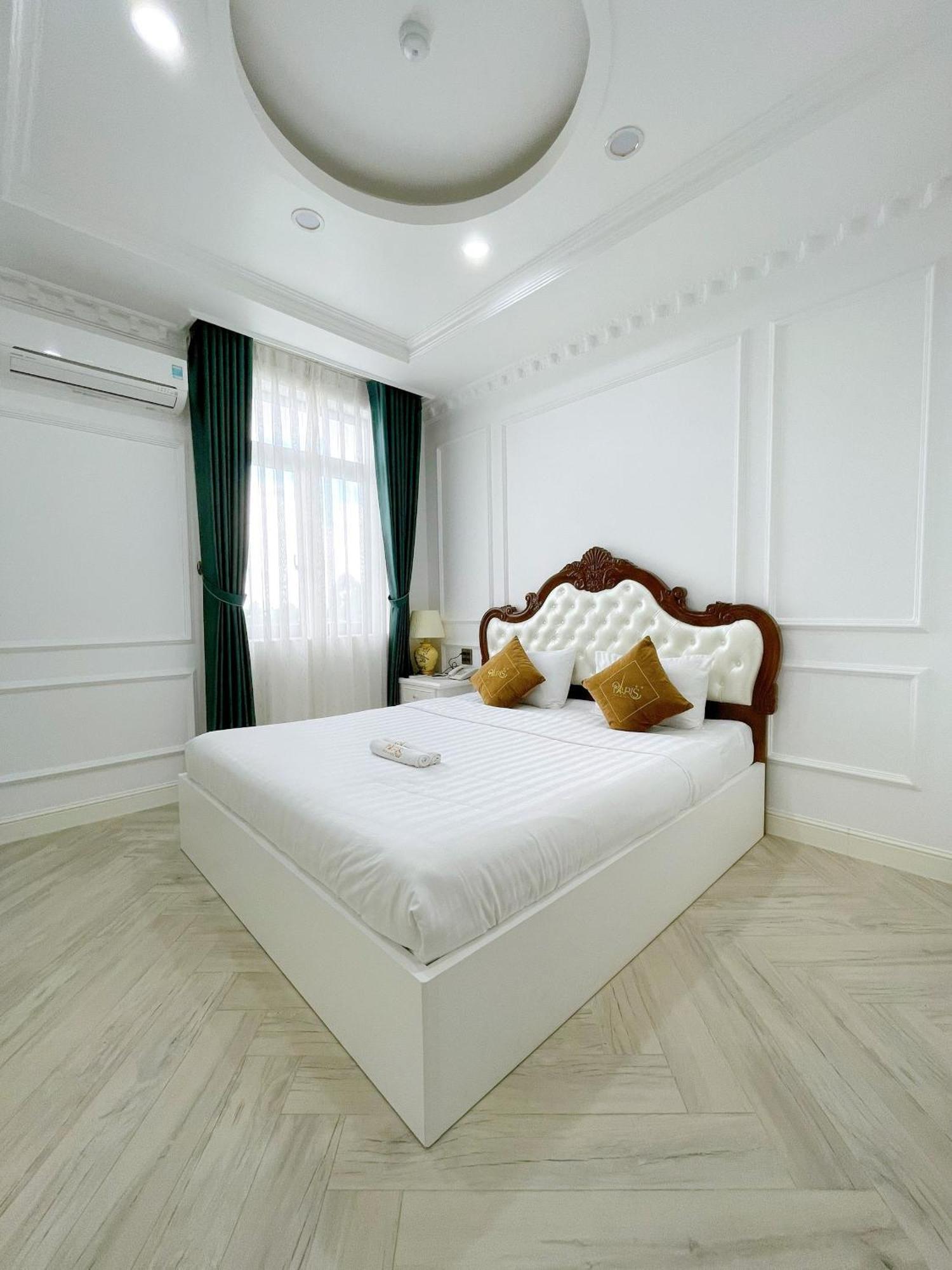 Vĩnh Long Paris Hotel & Cafe מראה חיצוני תמונה